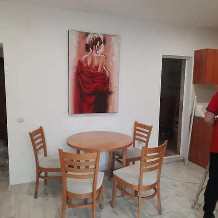 Διαμέρισμα лятно изкушение *